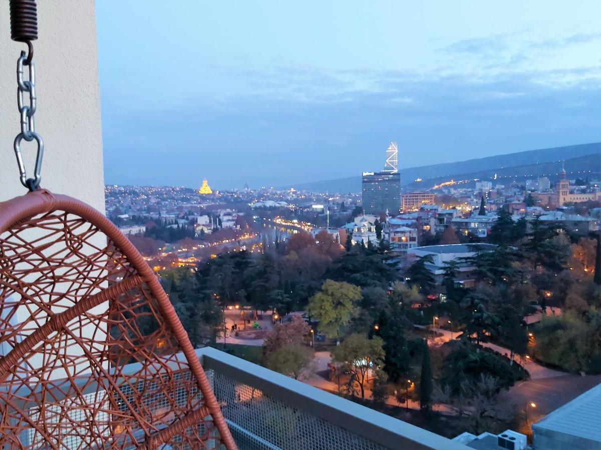 Veranda Tbilisi Bagian luar foto