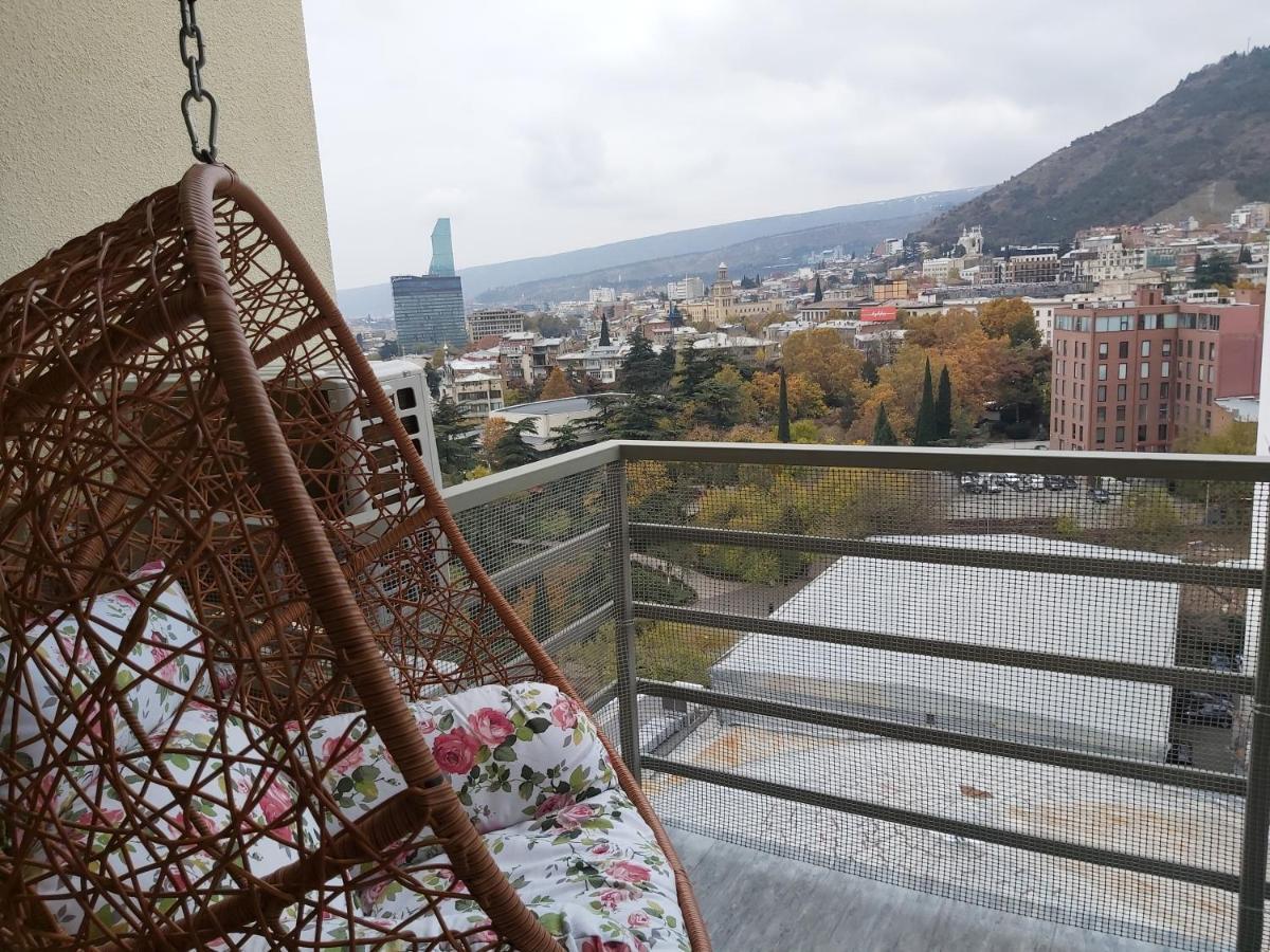 Veranda Tbilisi Bagian luar foto